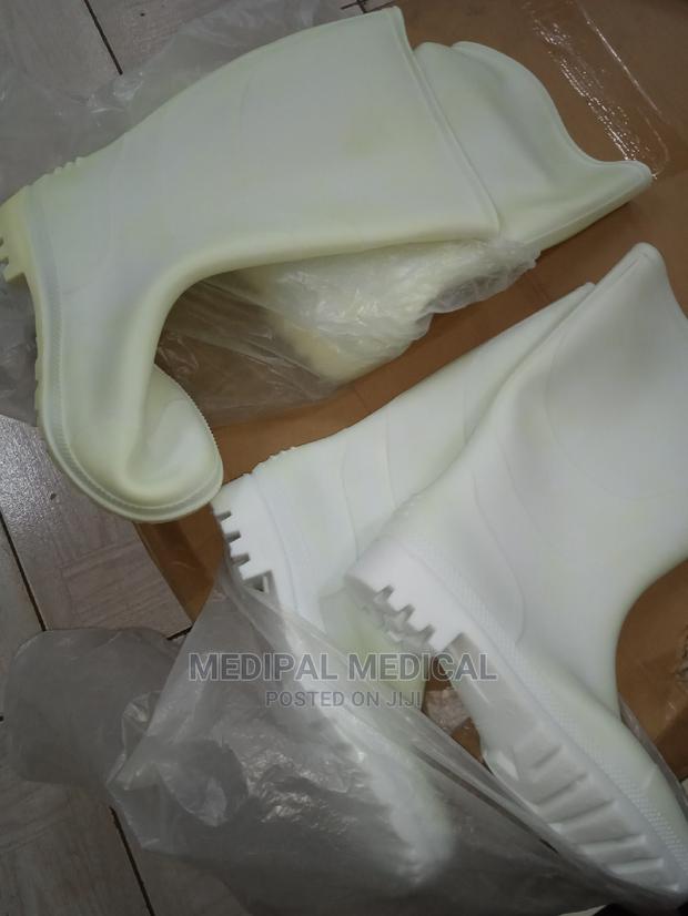 Autoclavable Theatre Boots - main view