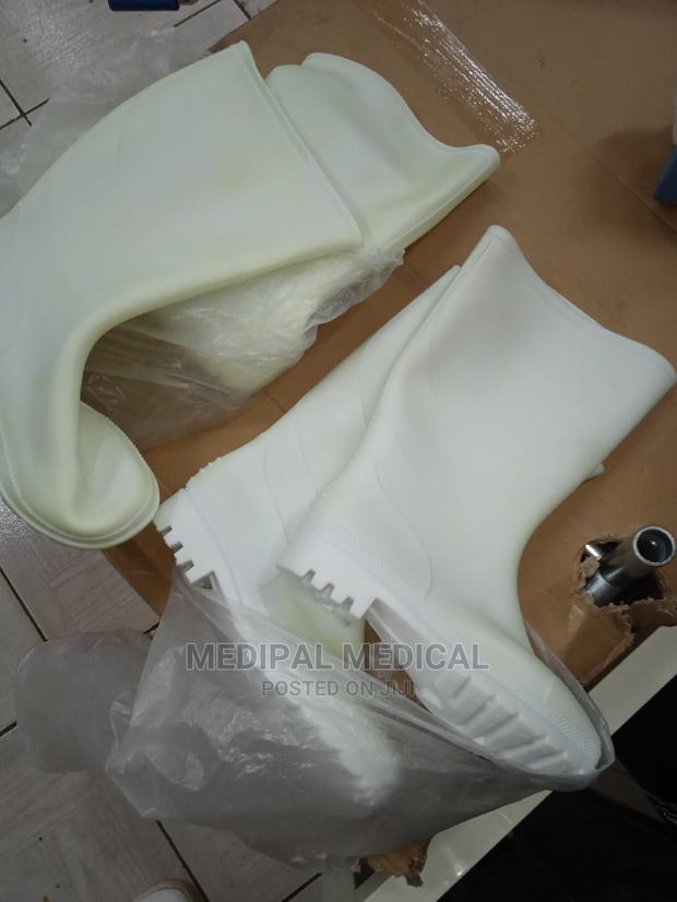 Autoclavable Theatre Boots - thumbnail 3