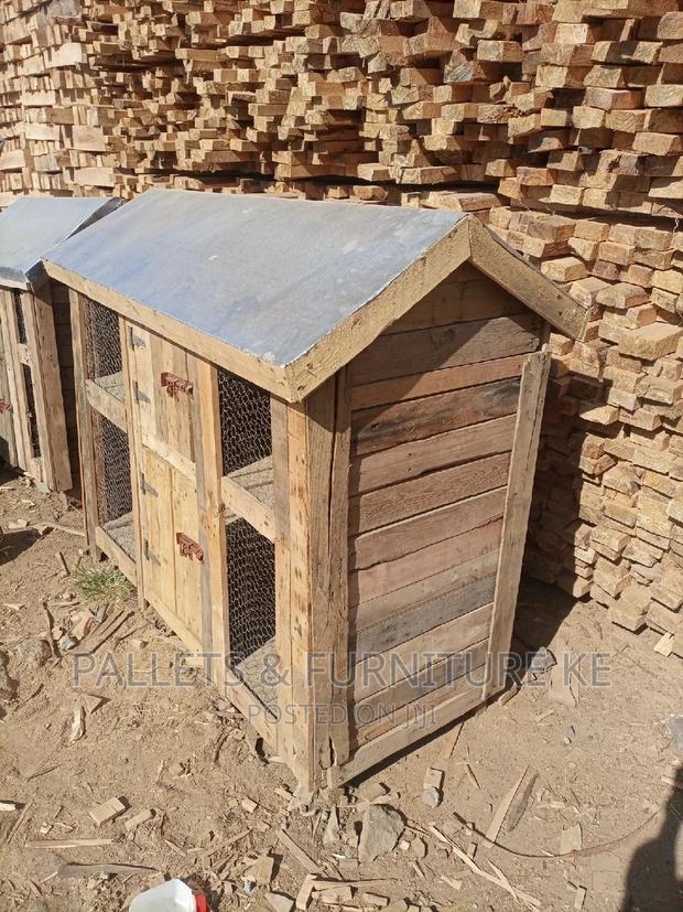 4 Door Chicken House - thumbnail 4