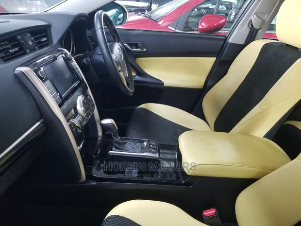 Toyota Mark X 2004 Yellow - thumbnail 7