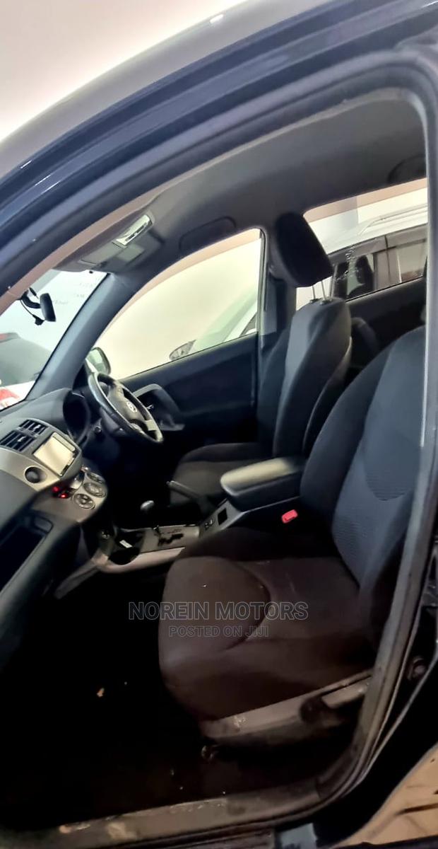 Toyota RAV4 2015 Blue - thumbnail 10