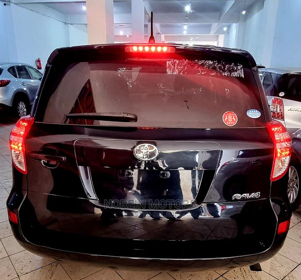 Toyota RAV4 2015 Blue - thumbnail 8