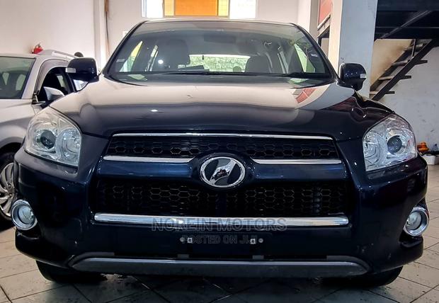 Toyota RAV4 2015 Blue - thumbnail 2
