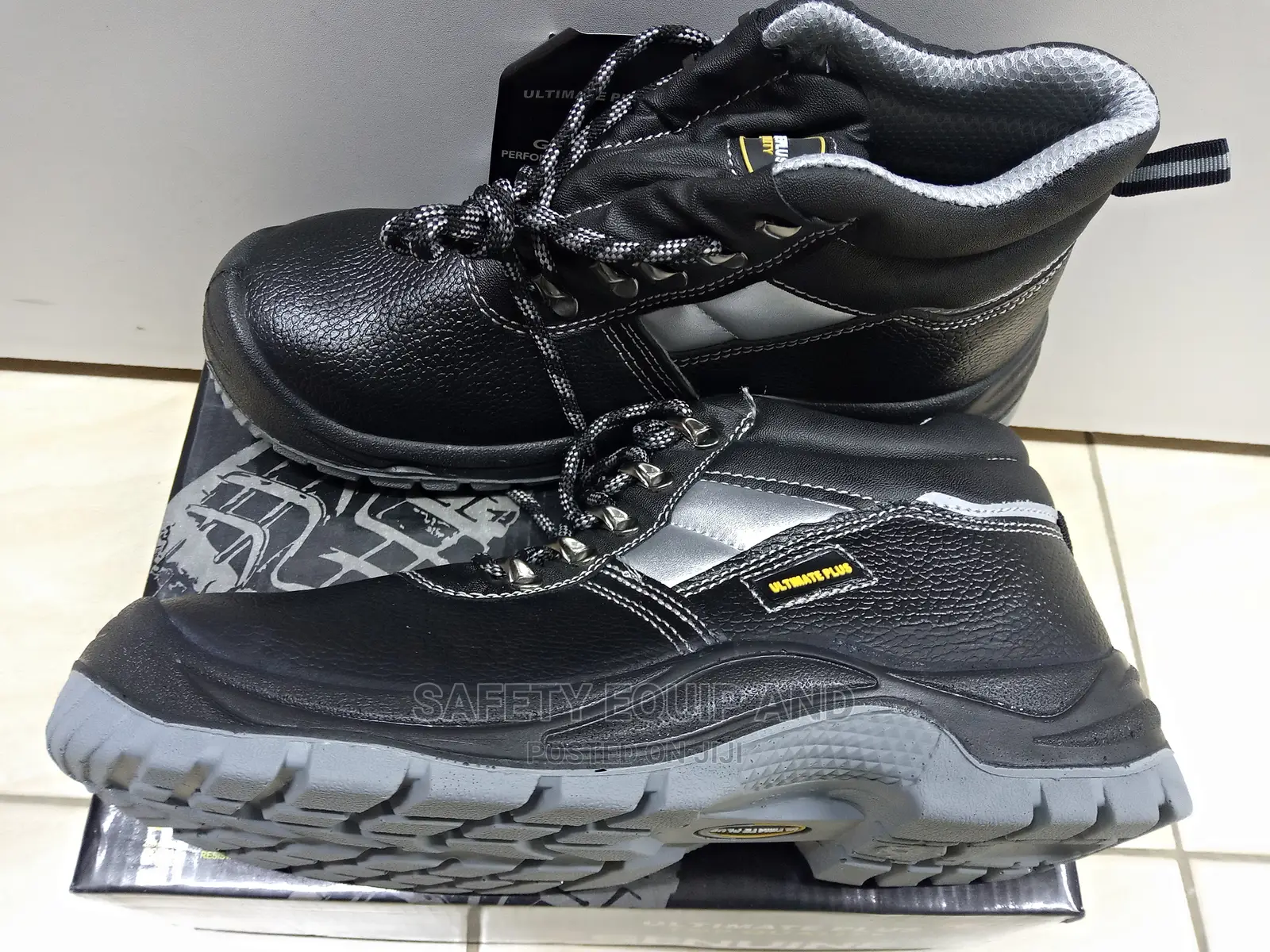 Safety Boots at Safety Hub-Industrial Feet Protection