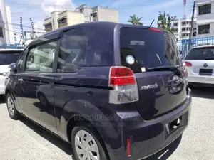 Toyota Spade 2014 Gray