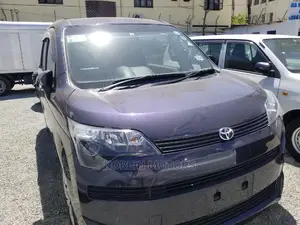 Toyota Spade 2014 Gray