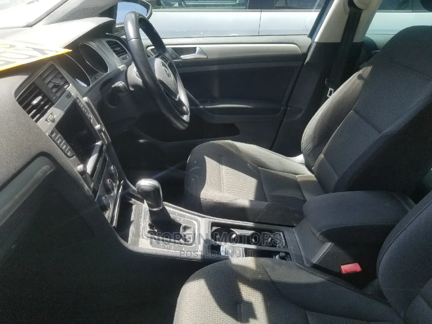 Volkswagen Golf 2014 Blue
