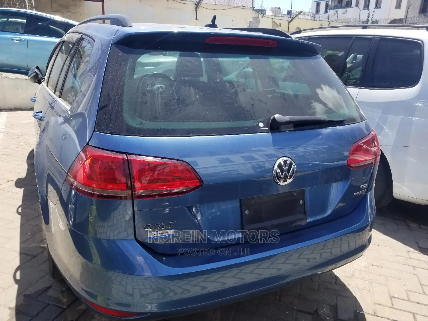 Volkswagen Golf 2014 Blue