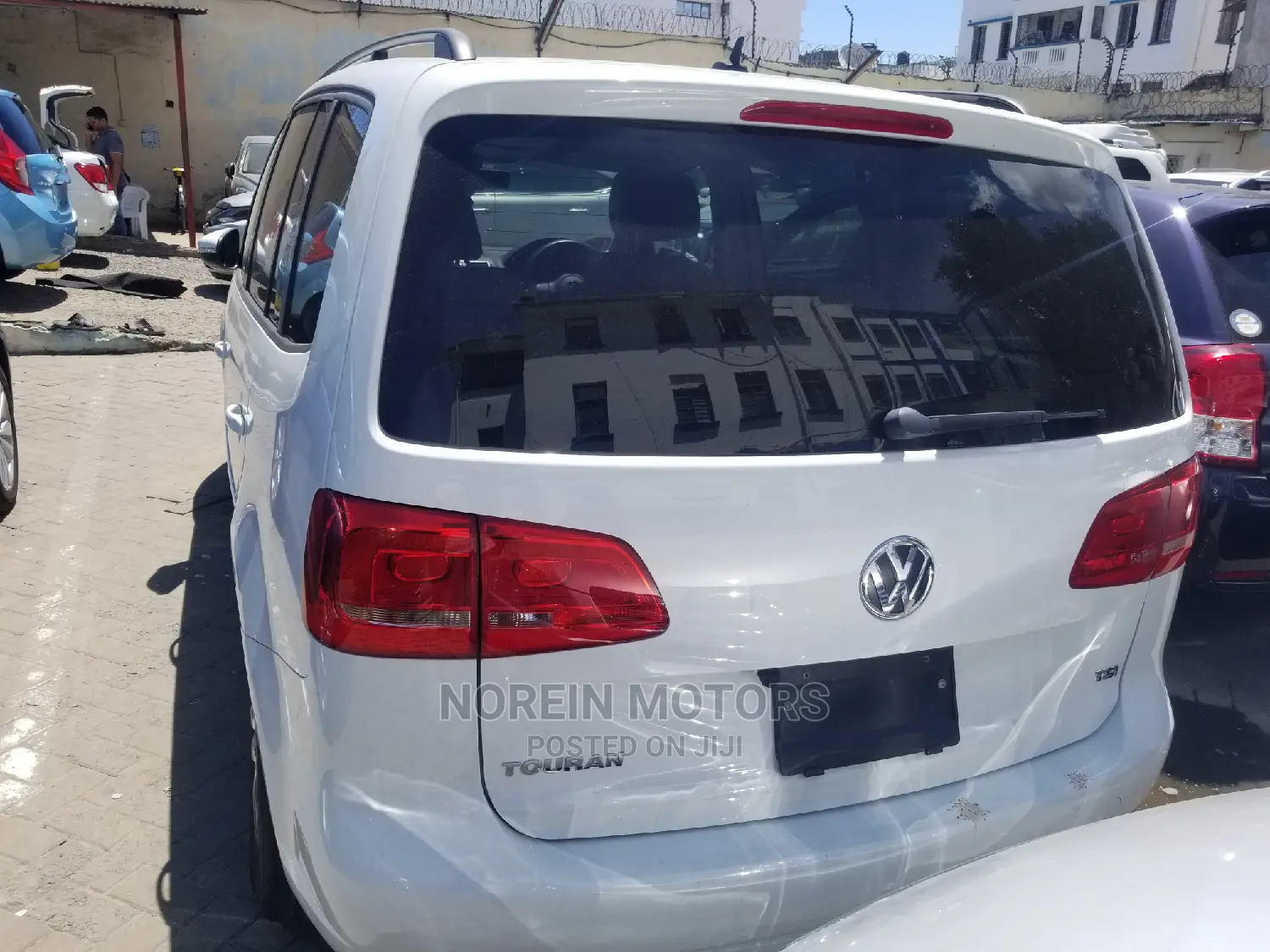 Volkswagen Touran 2015 White