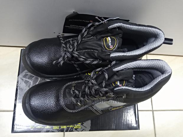 Safety Boots-Ultimate Plus Pure Leather - main view