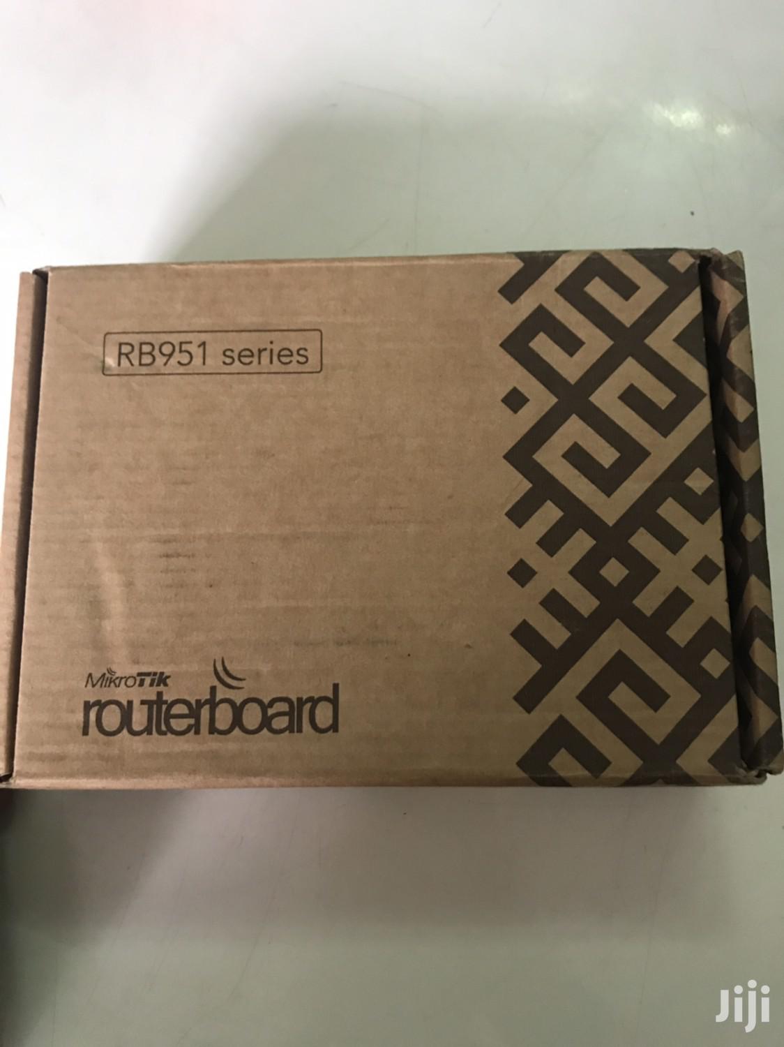 Mikrotik Routerboard 951ui-2hnd