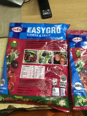 Easy Gro Fruit and Flower Fertilizer -1kg