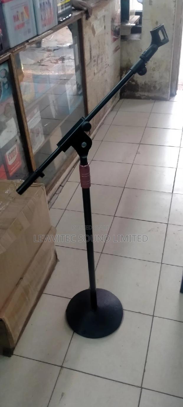 Round Bass Mic Stand