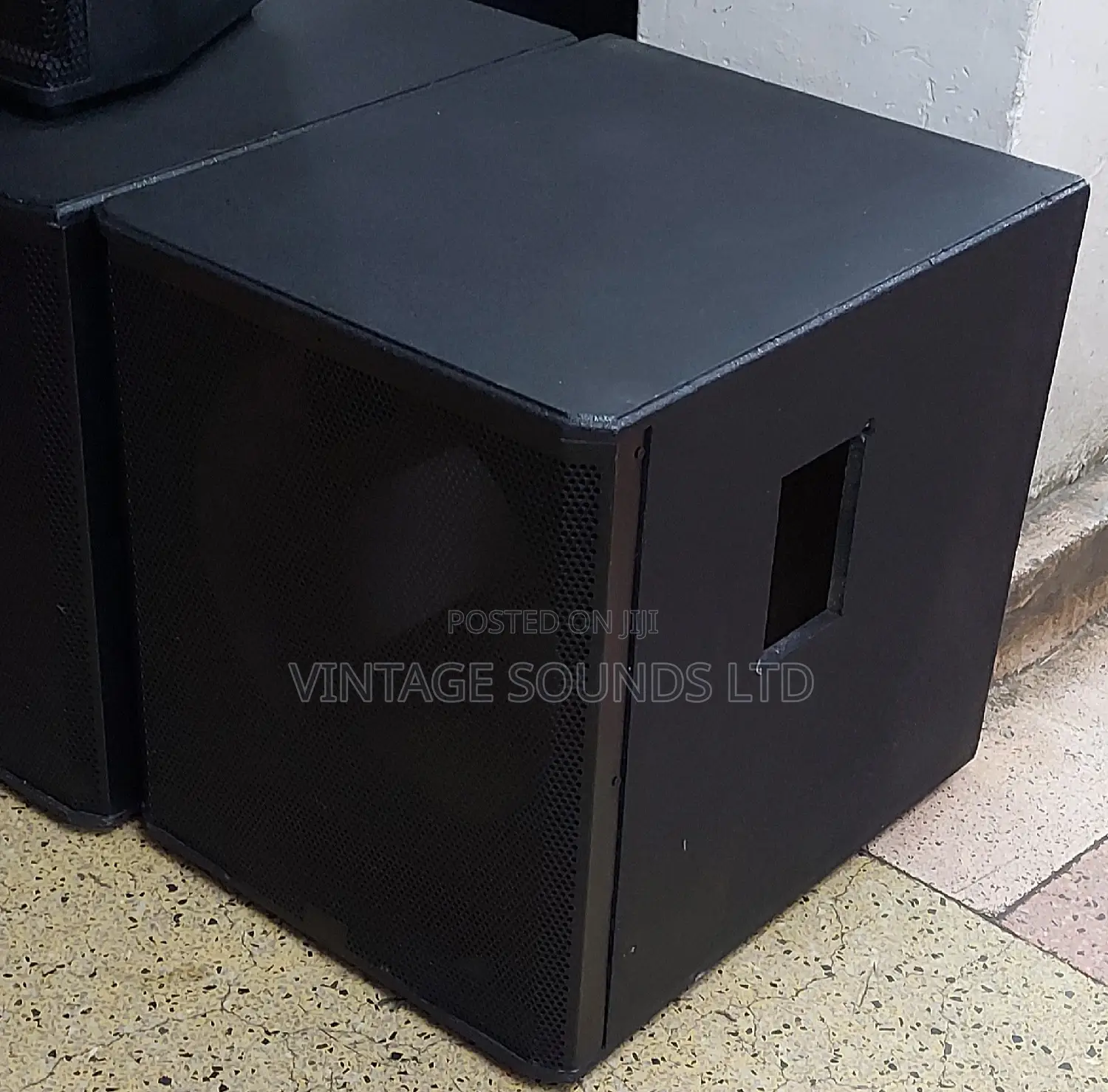 18 Inch Wooden Speaker Cabinet