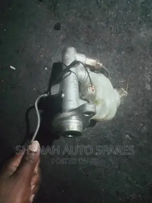 Brake Master Cylinder Nissan B12,B11,B13