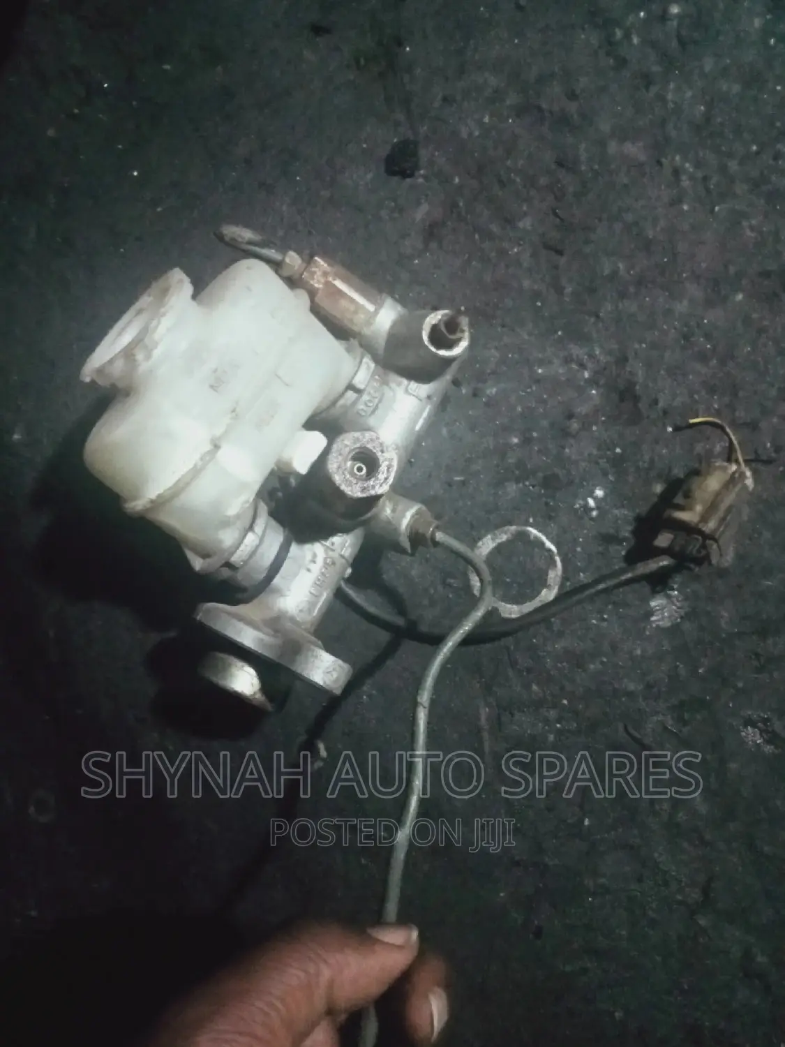 Brake Master Cylinder Nissan B12,B11,B13
