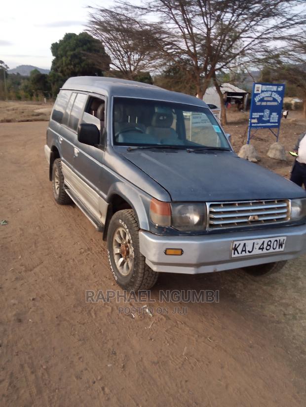 Mitsubishi Pajero 1996 Black - thumbnail 2