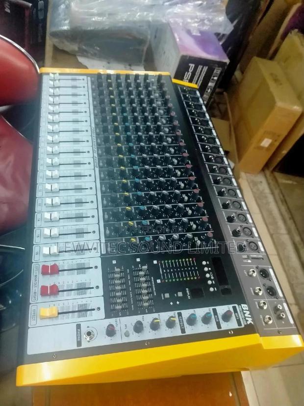 Bnk Powered Mixer - main view
