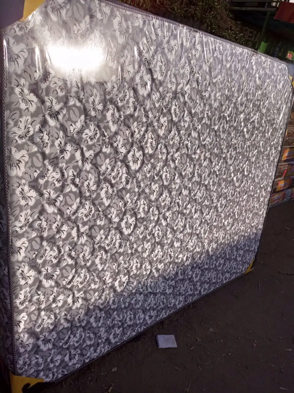 Sita Kwa Sita! Yaani 6 by 6 Mattresses. Mpya