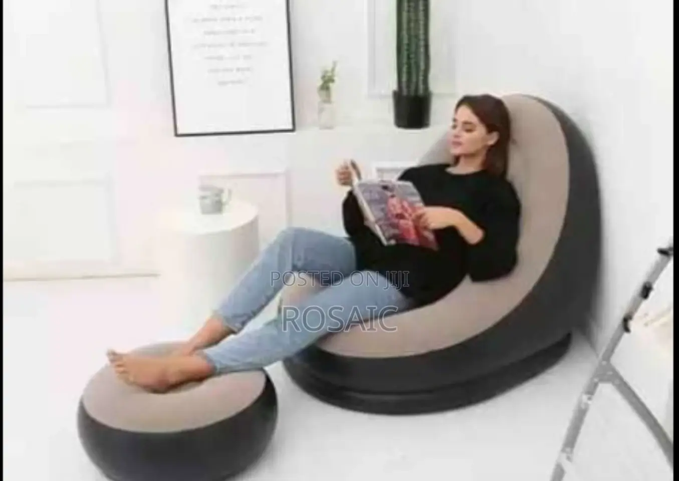 Inflatable Seat With Pump