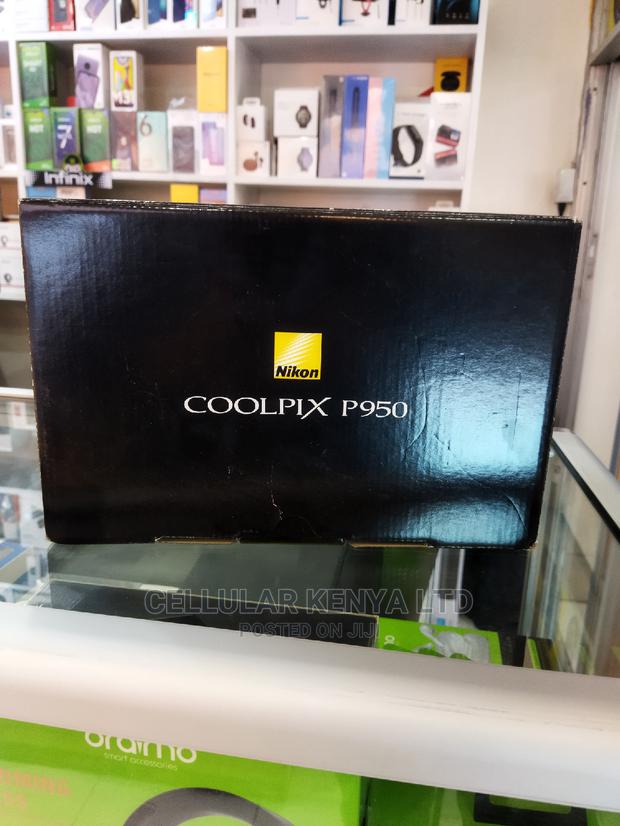 Nikon COOLPIX P950 Digital Camera - thumbnail 3