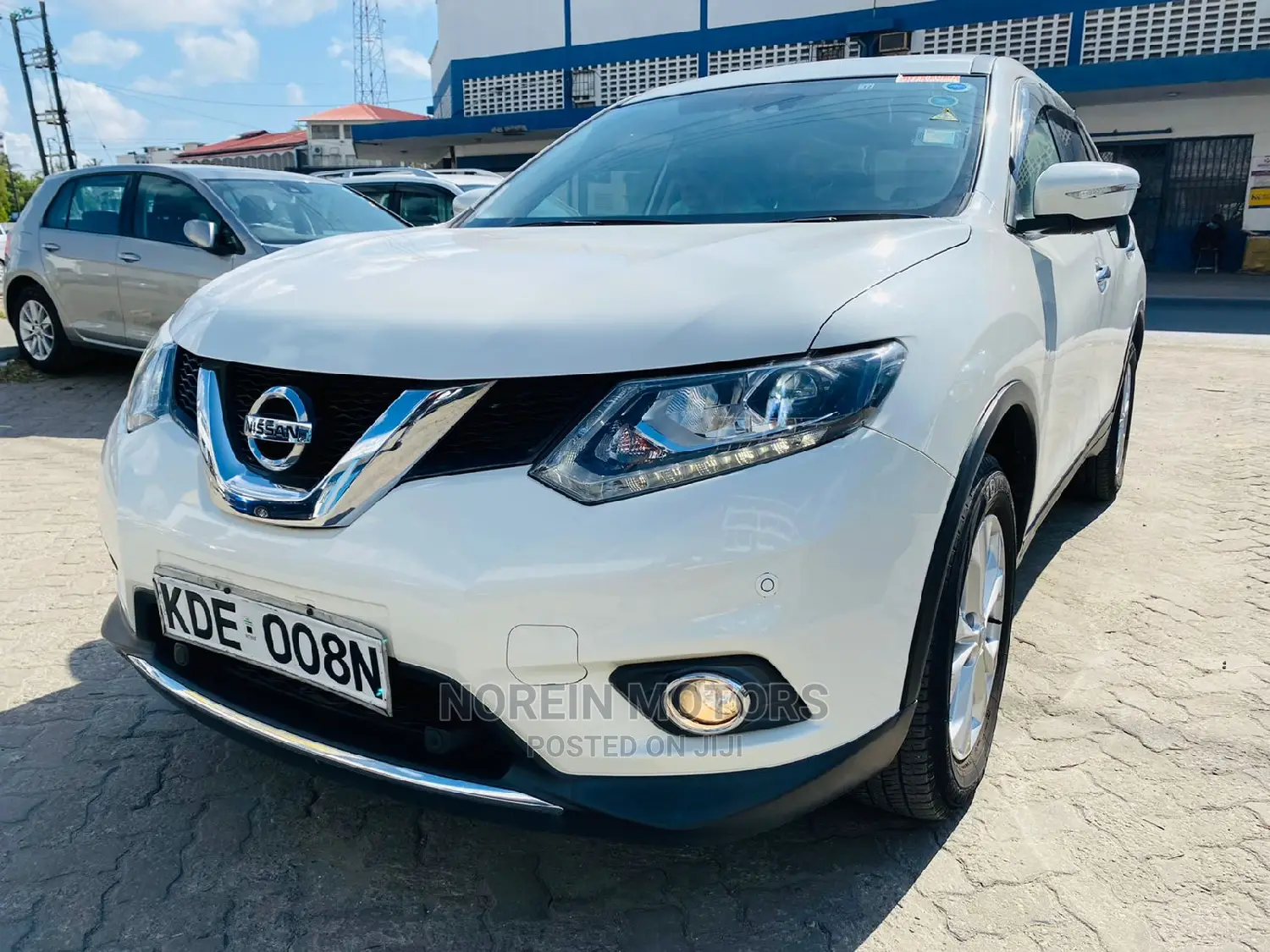Nissan X-Trail 2014 SV Premium Off White