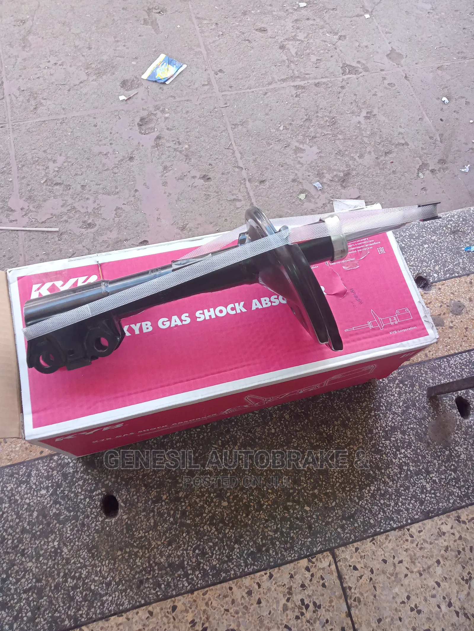 Lexus/Harrier Mcu 30/35 Kyb Shock Absorber