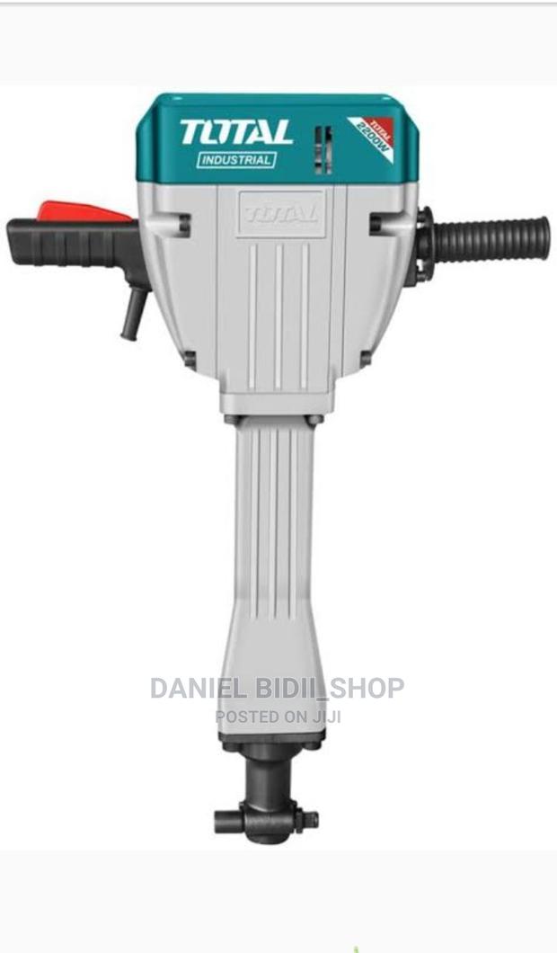 Total Demolition Drill Breaker Machine 2200w 30kgs - main view