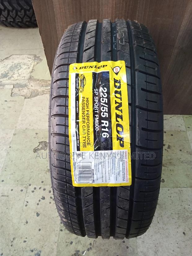 225/55r16 Dunlop Tyre - main view