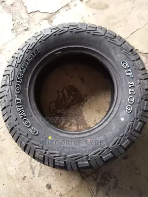 215/75r15 Comforser a/T