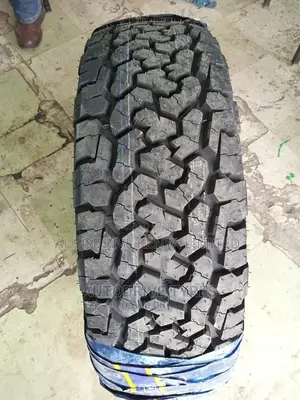 235/75r15 Comforser Cf1100