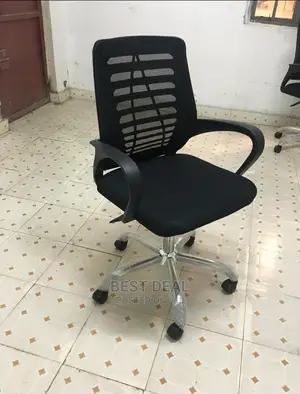 Mesh Chair v Shape