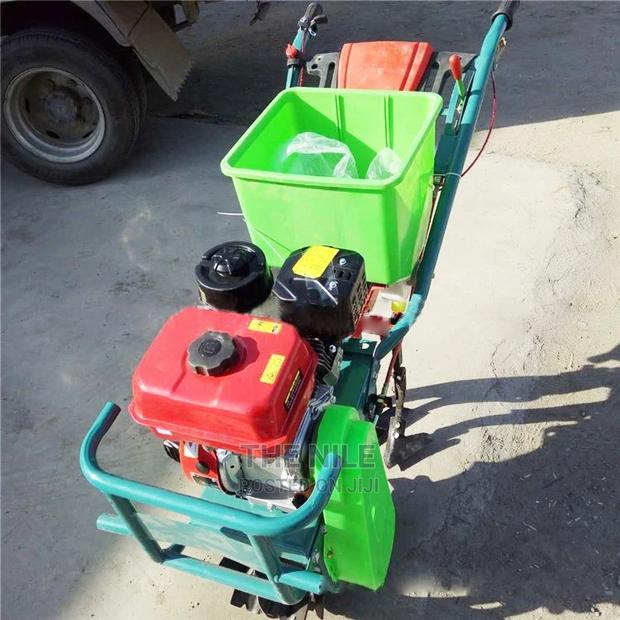 Walking Tractor With Corn Sowing - main view