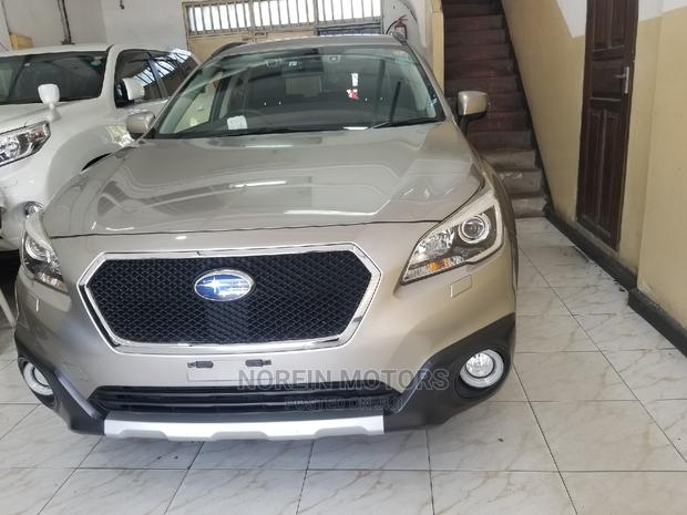 Subaru Outback 2015 Silver - thumbnail 2