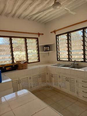 3bdrm Maisonette in Diani Beach, Ukunda for Sale - thumbnail 3