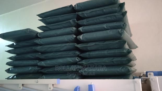 Hospital Pillows With Mackintosh - thumbnail 3