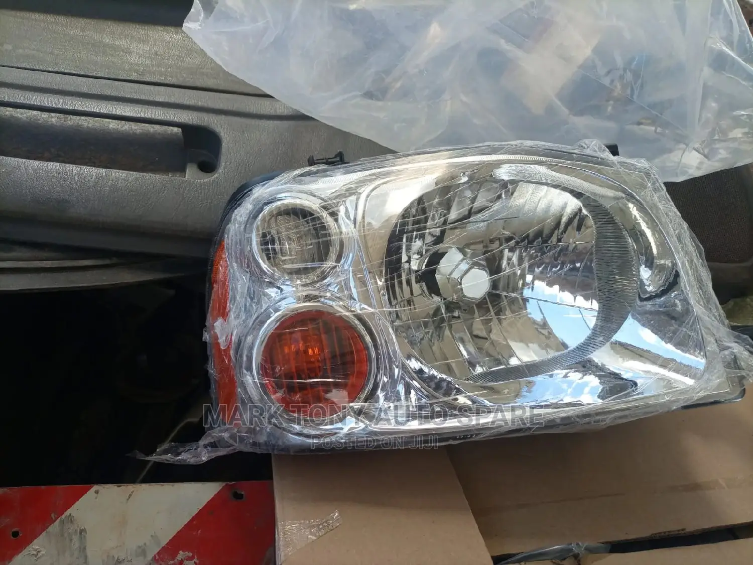 Hardbody Headlight
