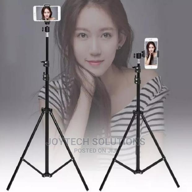 Ringlight Tripod Stand/ Phone Tripod. 2.1 Meter Height.