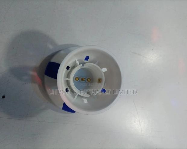 Universal Bulb Holder