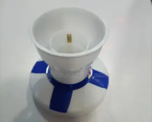 Universal Bulb Holder