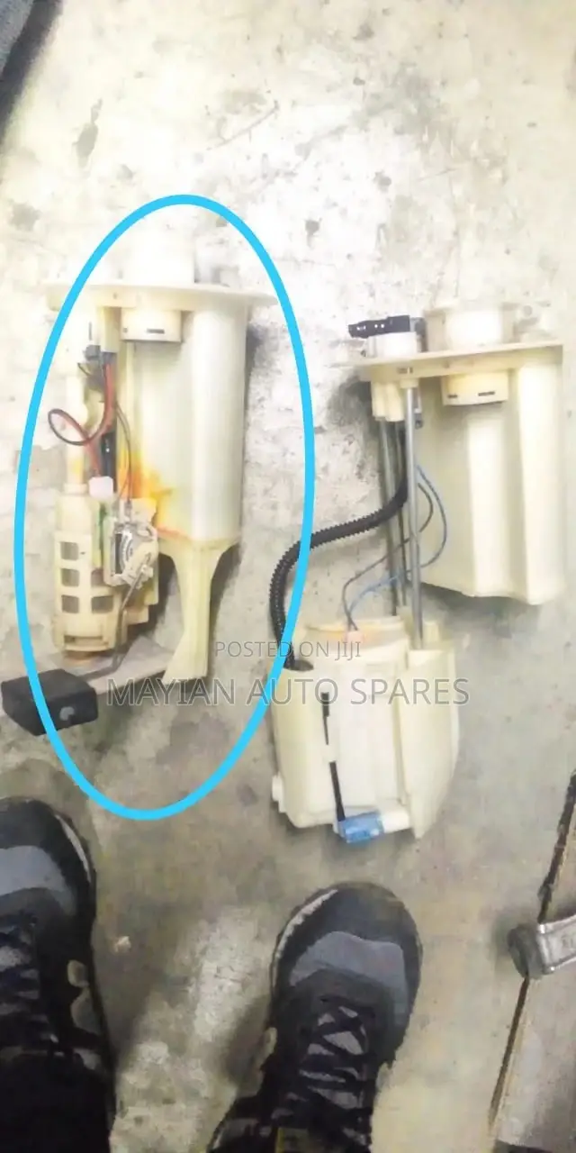 Complete Fuel Pump for Toyota Ractis New Model.