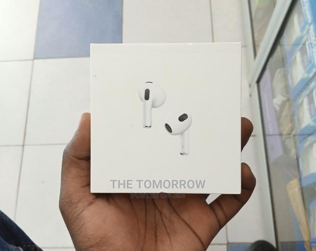 Apple Airpods 3rd Generation - main view