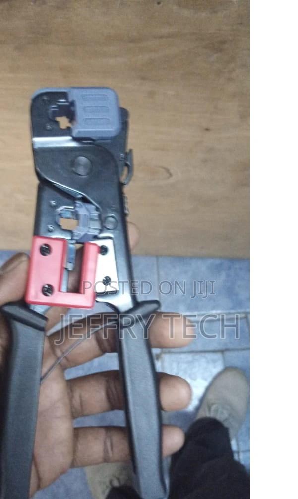 Digital Crimping Tool - main view