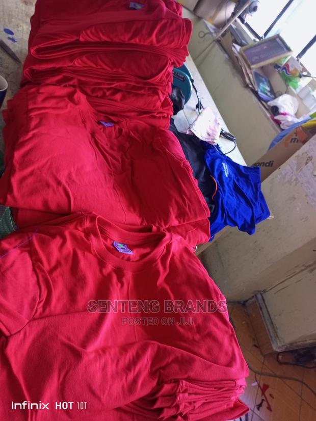Red Tshirts Cotton Best Quality in Bulk. - thumbnail 3