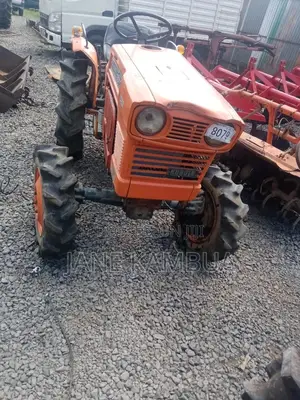 Kubota L1801