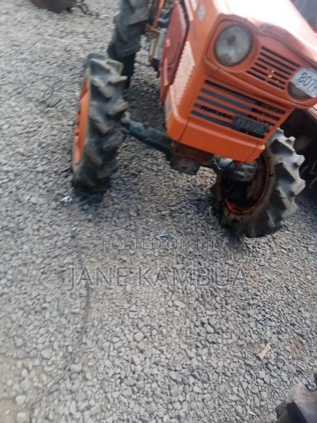 Kubota L1801 - thumbnail 5