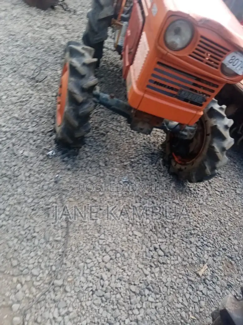 Kubota L1801