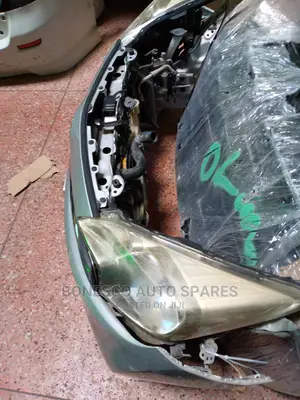 Toyota Ractis Nonxenon Nosecut