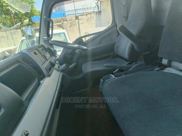 Mitsubishi Canter 2014 - thumbnail 5