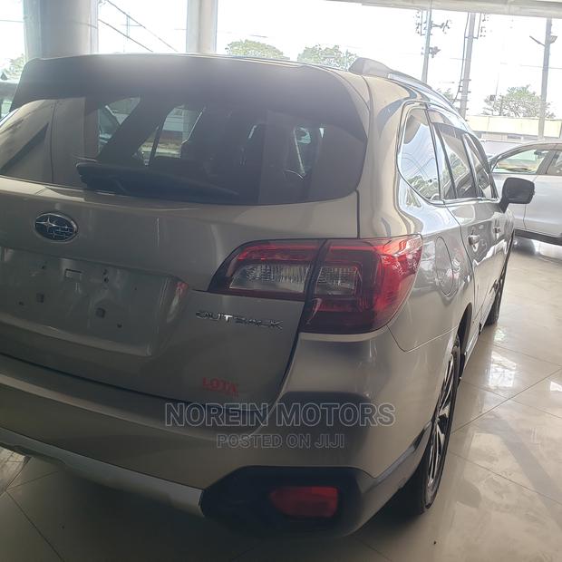 Subaru Outback 2015 Gold - thumbnail 4